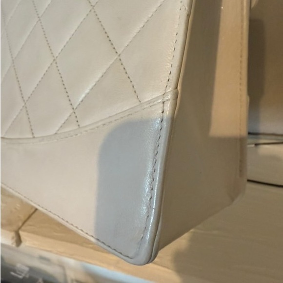 Vintage Chanel Turn Lock Chain Bag 1️⃣8️⃣0️⃣0️⃣ - Picture 6 of 13